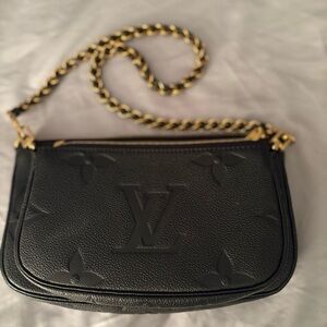Louis Vuitton Black Leather Chain Bag